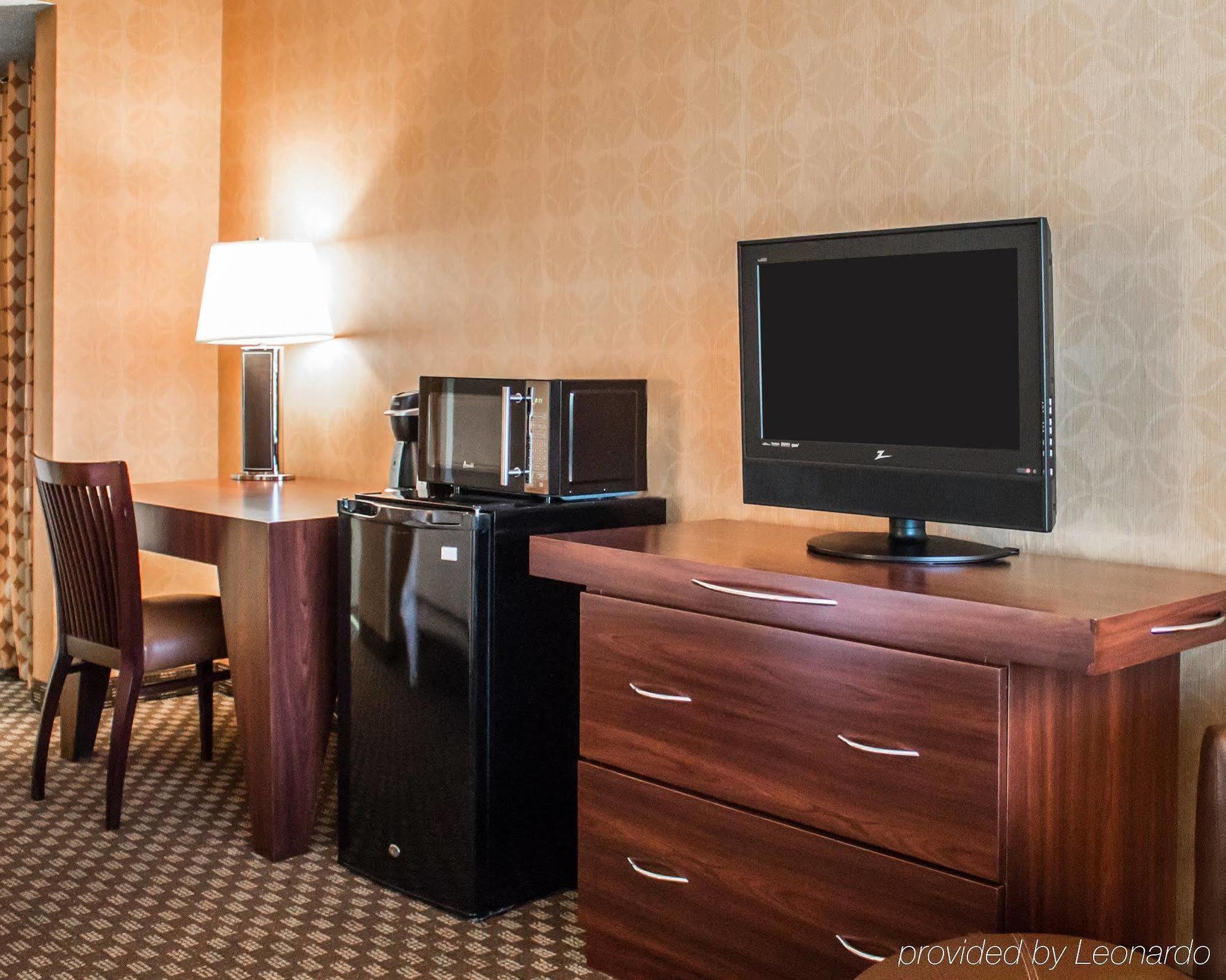 The Woodlands Inn Wilkes-Barre Exterior photo